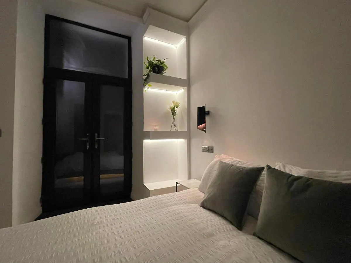 Luxury Apartment Edinburgh Centre With Steam Room