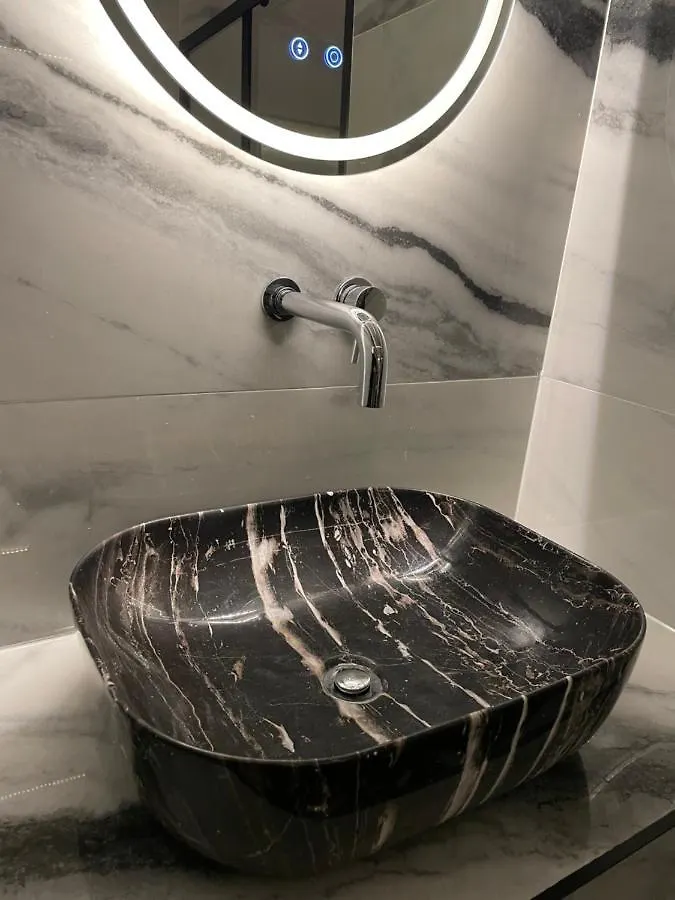 Luxury Apartment Edinburgh Centre With Steam Room