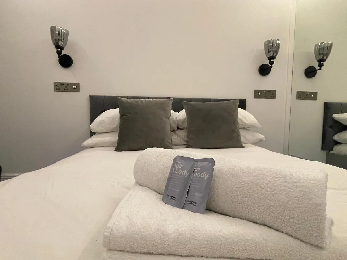 Luxury Apartment Edinburgh Centre With Steam Room